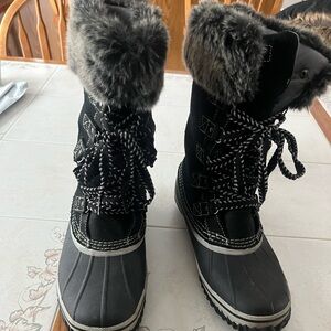 Eddie Bauer Women's Hunt Pac Deluxe Boots